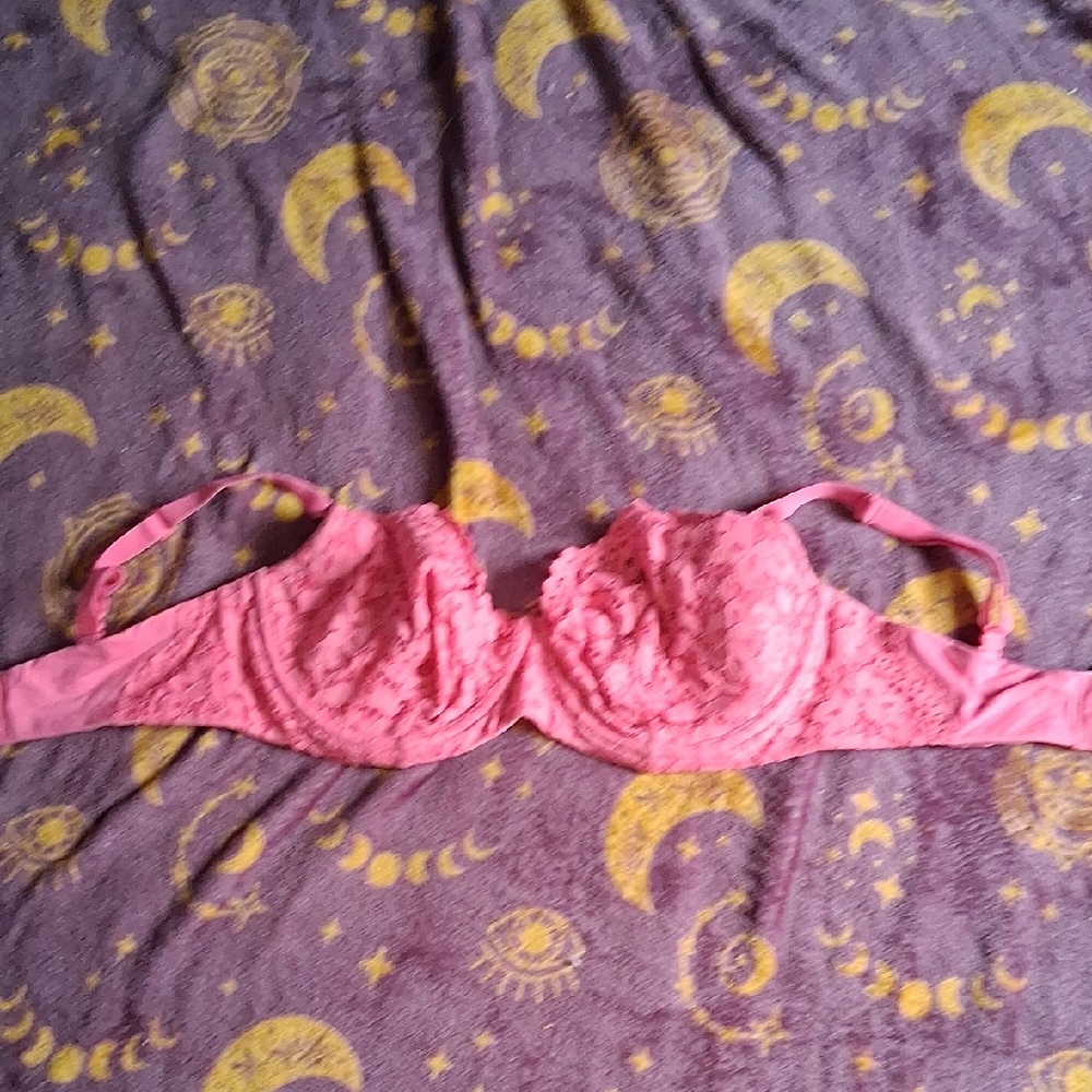 Victoria's Secret Pink Lace Bra